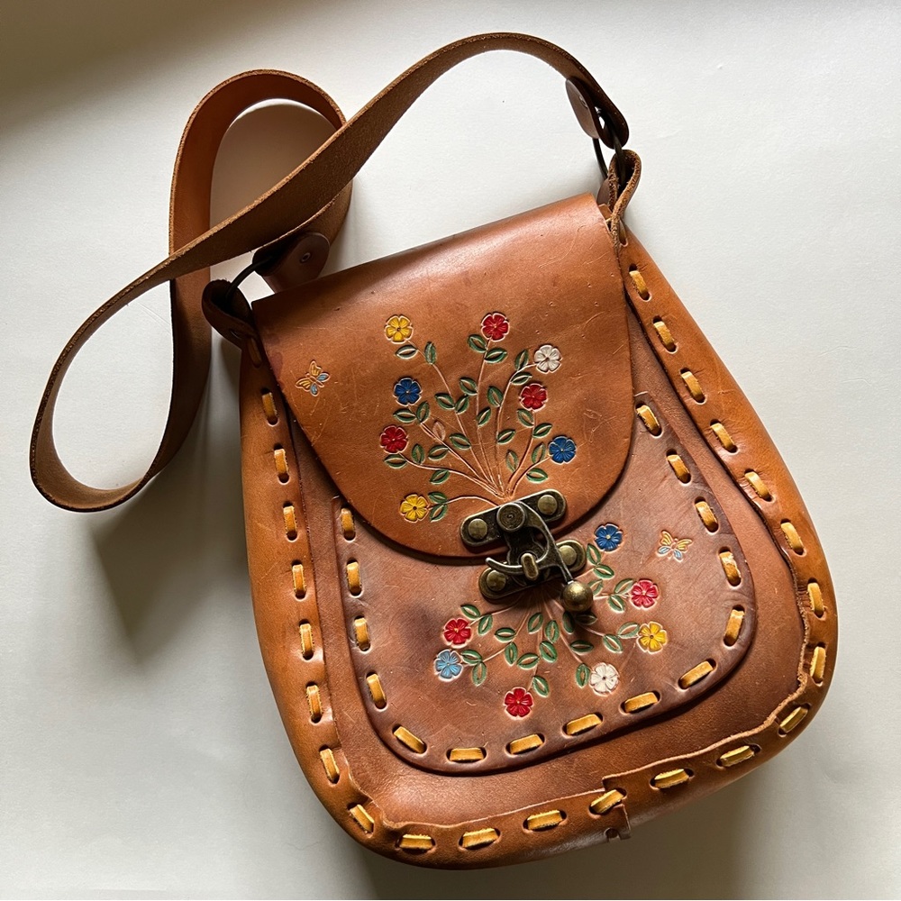 Vintage Hippy Boho 1970s Hand-Tooled Leather Bag Floral Accents